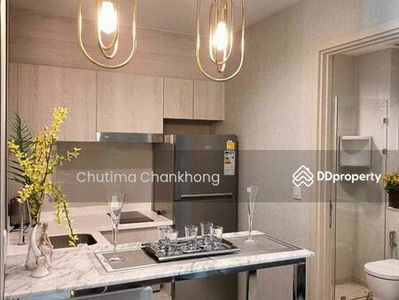 Life One Wireless, Bangkok, Thailand Life One Wireless, Bangkok, Thailand