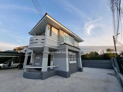 Maneerin Rattanathibet, Nonthaburi, Thailand Maneerin Rattanathibet, Nonthaburi, Thailand