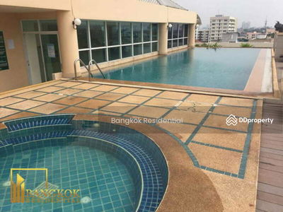 Fragrant 71, Bangkok, Thailand Fragrant 71, Bangkok, Thailand