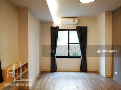 Lily House Mansion, Bangkok, Thailand Lily House Mansion, Bangkok, Thailand