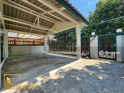 Detached House, Bangkok, Thailand Detached House, Bangkok, Thailand