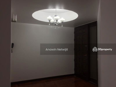 Kanta Mansion, Bangkok, Thailand Kanta Mansion, Bangkok, Thailand