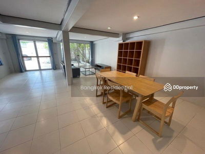 Detached House, Bangkok, Thailand Detached House, Bangkok, Thailand