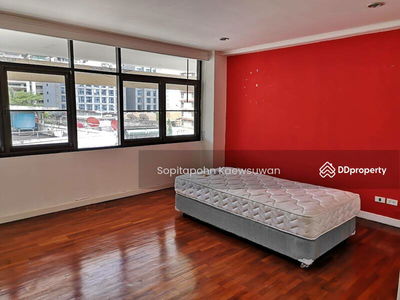 MSI III Garden, Bangkok, Thailand MSI III Garden, Bangkok, Thailand