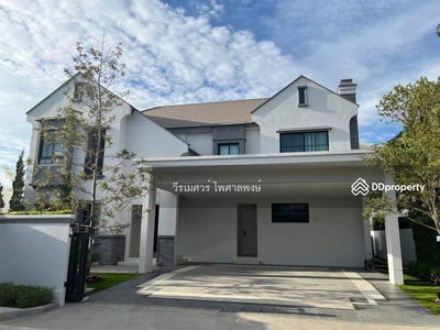 Nantawan Rama 9 New Krungthepkreetha, Bangkok, Thailand Nantawan Rama 9 New Krungthepkreetha, Bangkok, Thailand