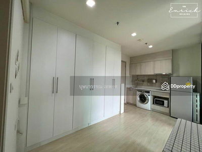 Life Sukhumvit 48, Bangkok, Thailand Life Sukhumvit 48, Bangkok, Thailand