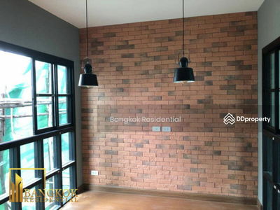 5 Bed House in Sukhumvit 36, Thonglor, Bangkok, Thailand 5 Bed House in Sukhumvit 36, Thonglor, Bangkok, Thailand