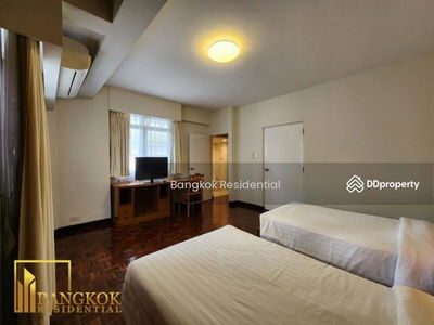 Karolyn Court - 2 Bedroom Apartment in Ploenchit, Bangkok, Thailand Karolyn Court - 2 Bedroom Apartment in Ploenchit, Bangkok, Thailand