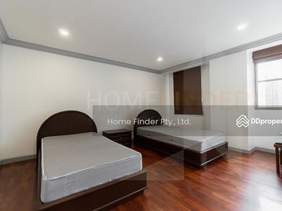 Govind Tower, Bangkok, Thailand Govind Tower, Bangkok, Thailand