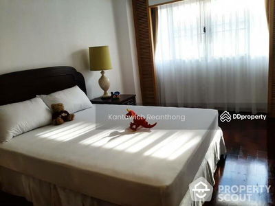 Esmeralda Apartments, Bangkok, Thailand Esmeralda Apartments, Bangkok, Thailand