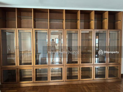 Sathorn Gardens, Bangkok, Thailand Sathorn Gardens, Bangkok, Thailand