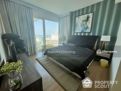 Reflection Jomtien Beach, Pattaya, Thailand Reflection Jomtien Beach, Pattaya, Thailand