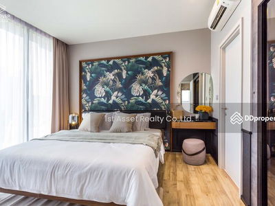 The Line Jatujak-Mochit, Bangkok, Thailand The Line Jatujak-Mochit, Bangkok, Thailand