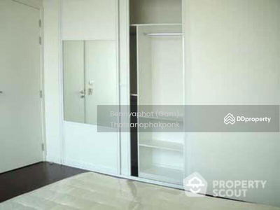 Manhattan Chidlom, Bangkok, Thailand Manhattan Chidlom, Bangkok, Thailand