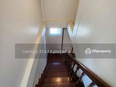 For rent, new detached house, renovate Near Jomtien Beach, Pattaya, Nong Prue Subdistrict, Bang Lamung District Chonburi Province, Chon Buri, Thailand For rent, new detached house, renovate Near Jomtien Beach, Pattaya, Nong Prue Subdistrict, Bang Lamung District Chonburi Province, Chon Buri, Thailand