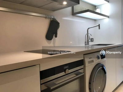 Sindhorn Residence, Bangkok, Thailand Sindhorn Residence, Bangkok, Thailand