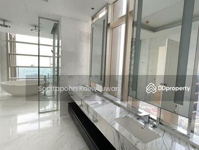 Four Seasons Private Residences, Bangkok, Thailand Four Seasons Private Residences, Bangkok, Thailand