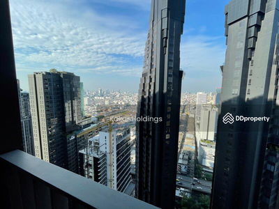 Life Asoke-Rama 9, Bangkok, Thailand Life Asoke-Rama 9, Bangkok, Thailand