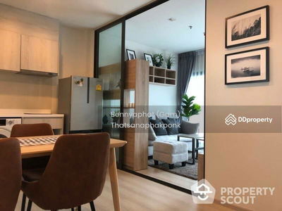 Life Sukhumvit 48, Bangkok, Thailand Life Sukhumvit 48, Bangkok, Thailand