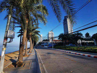 Lumpini Park Beach Jomtien, Chon Buri, Thailand Lumpini Park Beach Jomtien, Chon Buri, Thailand