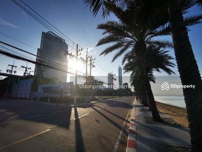Lumpini Park Beach Jomtien, Chon Buri, Thailand Lumpini Park Beach Jomtien, Chon Buri, Thailand