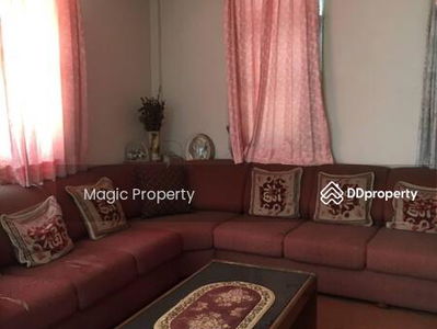 Single house for rent, Soi Sukhumvit 26, Bangkok., Thailand Single house for rent, Soi Sukhumvit 26, Bangkok., Thailand