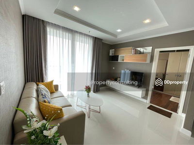 The Metropolis Samrong Interchange, Samut Prakan, Thailand The Metropolis Samrong Interchange, Samut Prakan, Thailand