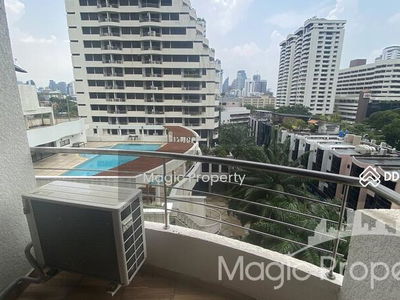 Supalai Place Sukhumvit 39, Bangkok, Thailand Supalai Place Sukhumvit 39, Bangkok, Thailand