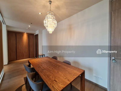 Park Origin Phrom Phong, Bangkok, Thailand Park Origin Phrom Phong, Bangkok, Thailand