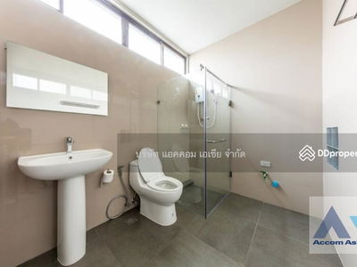 3 Bedrooms Townhouse For Rent in Sathorn, Bangkok near AA26624, Bangkok, Thailand 3 Bedrooms Townhouse For Rent in Sathorn, Bangkok near AA26624, Bangkok, Thailand