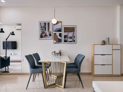 The Monarchy, Vietnam  The Monarchy, Vietnam