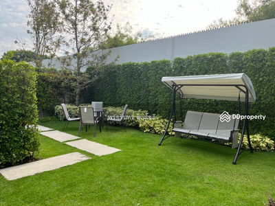 Nantawan Rama 9 New Krungthepkreetha, Bangkok, Thailand Nantawan Rama 9 New Krungthepkreetha, Bangkok, Thailand