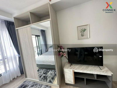 The Tree Pattanakarn-Ekkamai, Bangkok, Thailand The Tree Pattanakarn-Ekkamai, Bangkok, Thailand