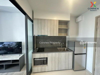 The Tree Pattanakarn-Ekkamai, Bangkok, Thailand The Tree Pattanakarn-Ekkamai, Bangkok, Thailand