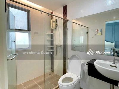 Town Avenue Rama 9, Bangkok, Thailand Town Avenue Rama 9, Bangkok, Thailand