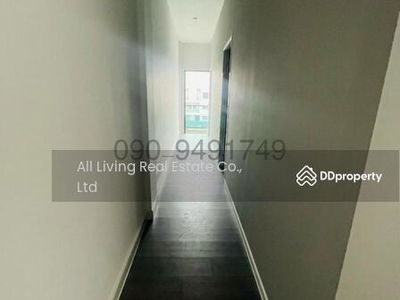 Workplace Phetkasem 81, Bangkok, Thailand Workplace Phetkasem 81, Bangkok, Thailand