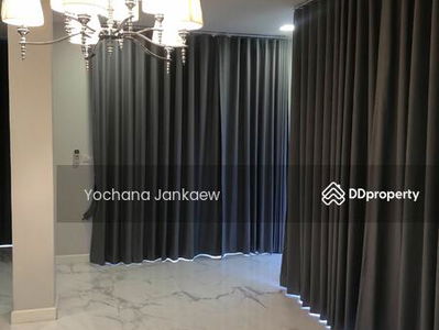 House 4-bed for rent at Sukhumvit, Bangkok, Thailand House 4-bed for rent at Sukhumvit, Bangkok, Thailand