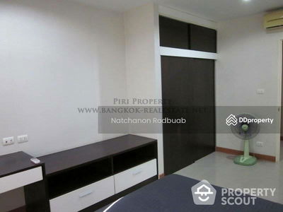 Waterford Sukhumvit 50 condominium, Bangkok, Thailand Waterford Sukhumvit 50 condominium, Bangkok, Thailand