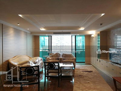 Insaf Tower, Bangkok, Thailand Insaf Tower, Bangkok, Thailand