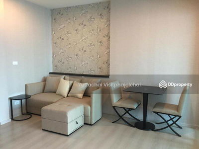 Life Ratchadapisek, Bangkok, Thailand Life Ratchadapisek, Bangkok, Thailand