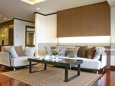 Mayfair Garden, Bangkok, Thailand Mayfair Garden, Bangkok, Thailand