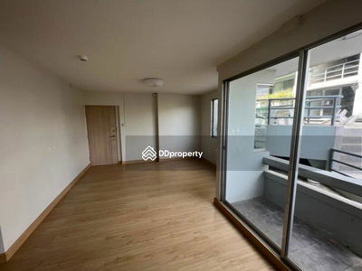 Garden Place, Bangkok, Thailand Garden Place, Bangkok, Thailand