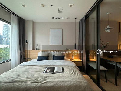 Life One Wireless, Bangkok, Thailand Life One Wireless, Bangkok, Thailand