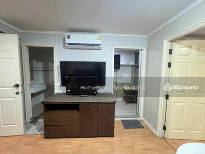 Lumpini Ville Cultural Center, Bangkok, Thailand Lumpini Ville Cultural Center, Bangkok, Thailand