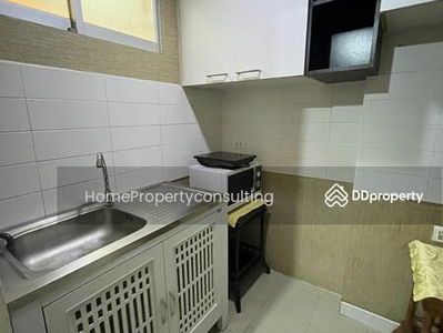 Lumpini Ville Cultural Center, Bangkok, Thailand Lumpini Ville Cultural Center, Bangkok, Thailand