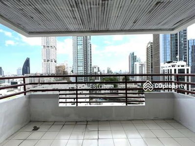 Acadamia Grand Tower, Bangkok, Thailand Acadamia Grand Tower, Bangkok, Thailand