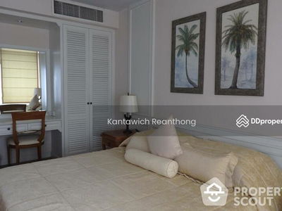 Langsuan Ville, Bangkok, Thailand Langsuan Ville, Bangkok, Thailand