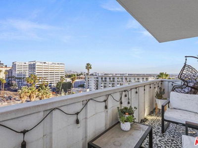 Central LA, United States  Central LA, United States