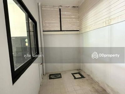 Townhome for rent Palm Hill Tiger Zoo, Sriracha, good location next to the road, Chon Buri, Thailand Townhome for rent Palm Hill Tiger Zoo, Sriracha, good location next to the road, Chon Buri, Thailand