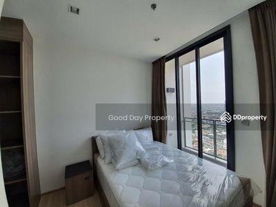 The Line Phahon-Pradipat, Bangkok, Thailand The Line Phahon-Pradipat, Bangkok, Thailand